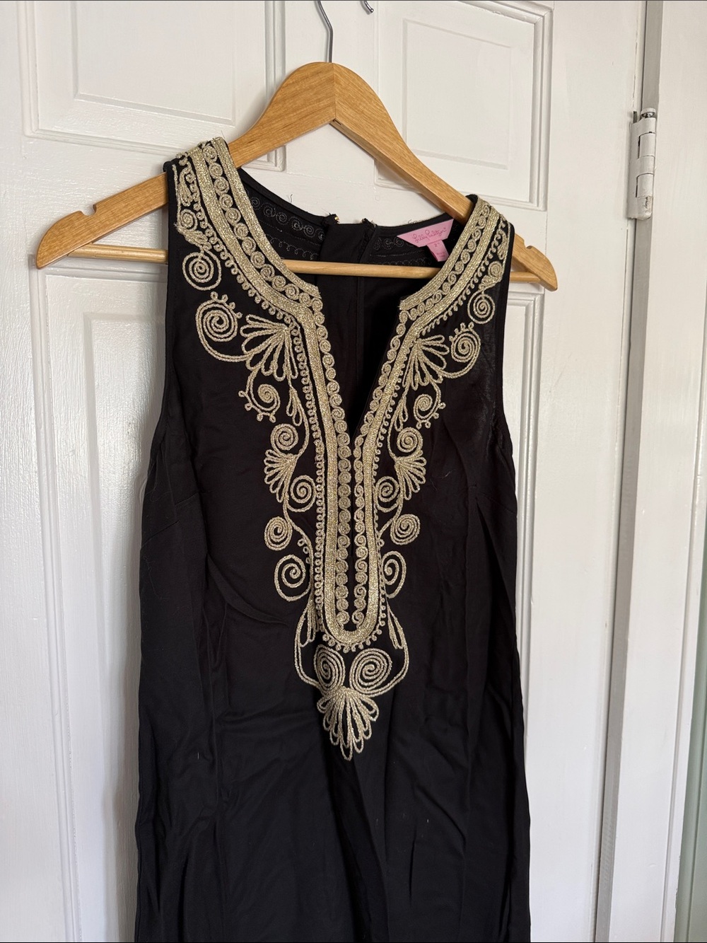 Black Sleeveless Embroidered Tunic style Dress - Brand:Lilly Pulitzer